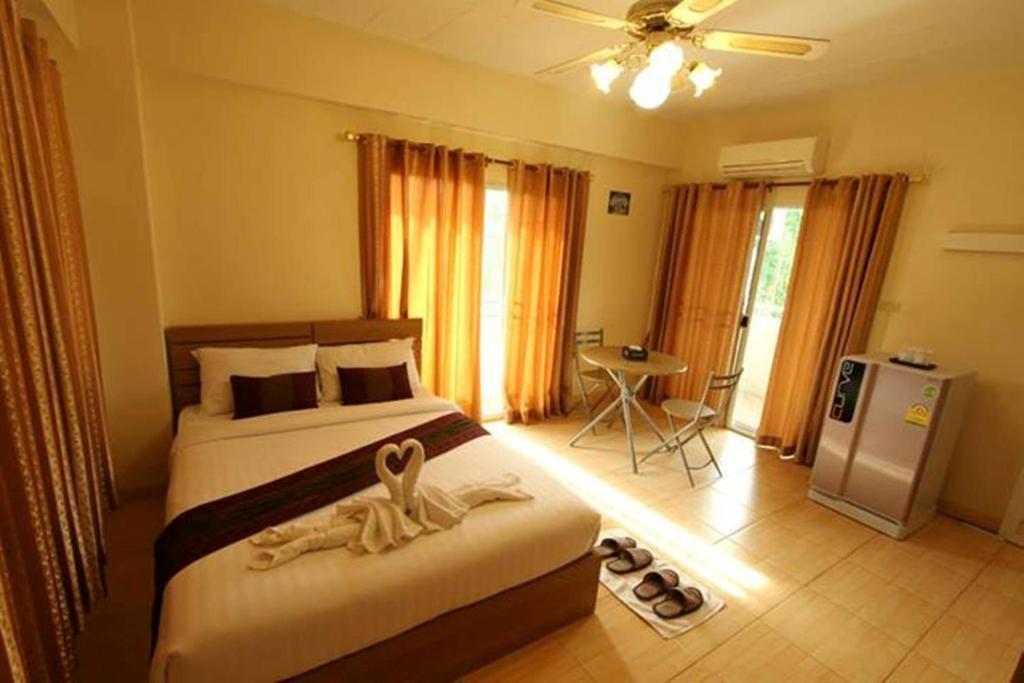 Darul Hijroh Hotel Бангкок Номер фото